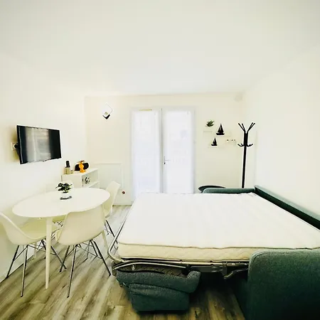 Апартаменты T2 4 Personnes Rdc 50m Et Corniche *