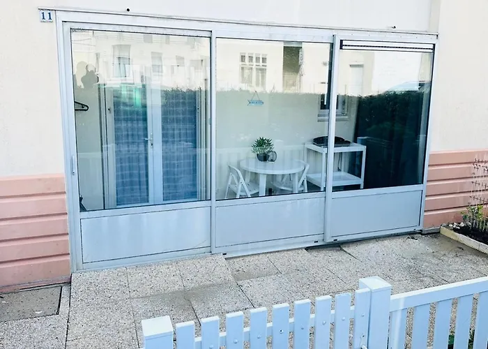 Apartament T2 4 Personnes Rdc 50m Et Corniche